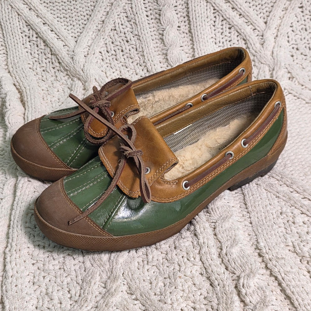 UGG Australia Duck Boat Shoes Green Brown Shearling Lined Womens 8.5 9 Excellent